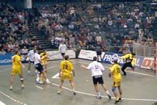 30mal mu�ten Bragsa Torh�ter Morgado und Gomes hinter sich fassen...