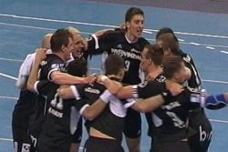 Der Jubel war gro� bei den Zebras nach dem Sieg in der Colorline-Arena.