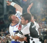 L�vgren stoppt Kurtschew.