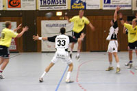 Dominik Klein bei einer  offensiven Abwehrvariante.