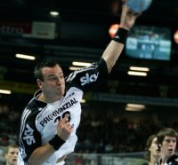 Christian Zeitz (7 Tore) zieht ab.