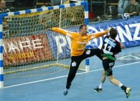 Thierry Omeyer gegen Christian Sprenger.