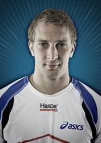 Kam von Hammarby IF (SWE): Kreisl�ufer Nicklas Grundsten.