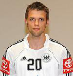 Rechtsau�en Christian Sprenger wird das Spitzenspiel nach seiner Verletzung bei der WM verpassen.