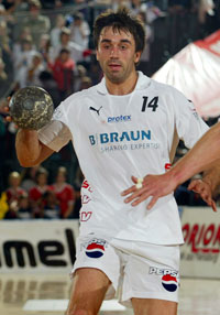 MT-Spielmacher Vladica Stojanovic.