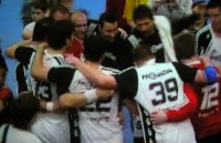 Jubel bei den Zebras nach dem Sieg in Dormagen.