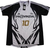 Dieses signierte L�vgren-Trikot vom Abschiedsspiel sucht einen neuen Eigent�mer - f�r einen guten Zweck!