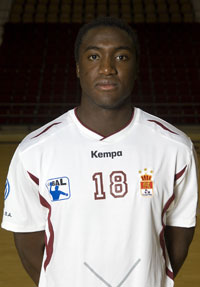 Rechtsau�en Luc Abalo.