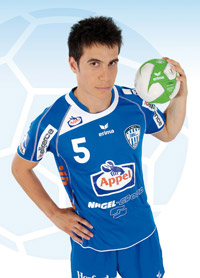 Avishay Smoler von der HSG Wetzlar ist der neue Mann auf Rechtsau�en.