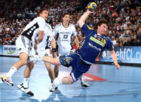 Die Kieler Abwebr bekam Rastko Stojkovic besonders in der ersten Halbzeit nicht in den Griff: Der Serbe erzielte vor dem Wechsel zehn seiner 13 Treffer.