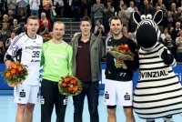 Vor dem Spiel wurden Weltmeister, Welthandballer und der WM-Vierte geehrt.