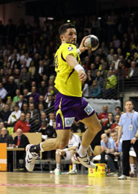 Alexander Petersson hielt seine Mannschaft in der  Anfangsphase noch im Spiel.