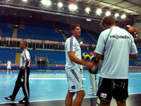 Die "Zebras" trainieren in der neuen Orlen-Arena in Plock.