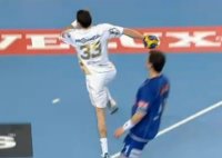 Dominik Klein traf f�nfmal im zweiten Durchgang, scheiterte aber auch zweimal per Gegensto� an Wichary.