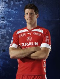 Triple-Sieger im neuen Trikot: Daniel Kubes wechselte im Sommer nach Hessen.