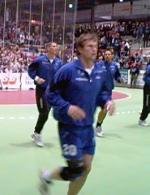 [Bild: Thomas Knorr beim Warmmachen]