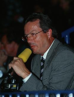 Rolf Körting in action. Rolf Körting in action.