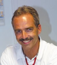 Dr. Detlev Brandecker  -  seit 13 Jahren im Dienst des THW.
