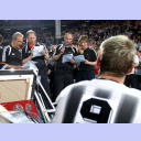 Pittis Abschied: Die med. Abt. mit Dr. Brandecker, Brandenburg, Rother und Mommsen singt ein St�ndchen.