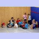 Stefan L�vgren  macht sich in seiner Freizeit f�r den Nachwuchs stark: als Trainer der Minis (6 bis 8 Jahre) des TSV Melsdorf.