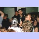 Jubelnder Empfang nach der R�ckkehr aus Barcelona - aber Nenad ist dennoch todtraurig.