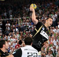 Jerome Fernandez in action. Jerome Fernandez in action.