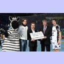 Unterst�tzung f�r die Kieler Sporthilfe.