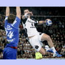 Kim Andersson steigt hoch.