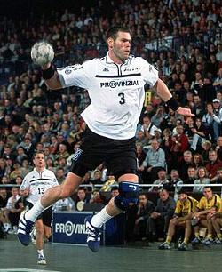 Mike Bezdicek in action.