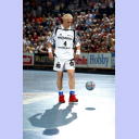 Johan Pettersson vor einem Siebenmeter.