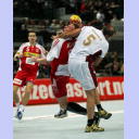 WC 2007: CZE - QAT: Jicha is attacked.