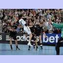 Kim Andersson wird gefoult.