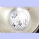 Einige Spieler verewigten sich auf dem Boden des Pokals.