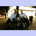 Stefan L�vgren, Nikola Karabatic, Asmus Bremer und der Pokal.