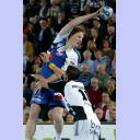 Stefan Kneer wird von Stefan L�vgren attackiert.