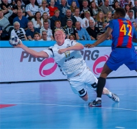 Patrick Wiencek in action.