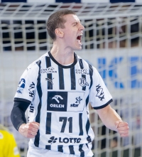 Elias Ellefsen &aacute; Skipag&oslash;tu in action.